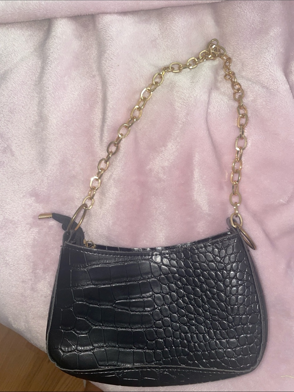 Black Croc-Embossed Shoulder Bag with Gold Chain